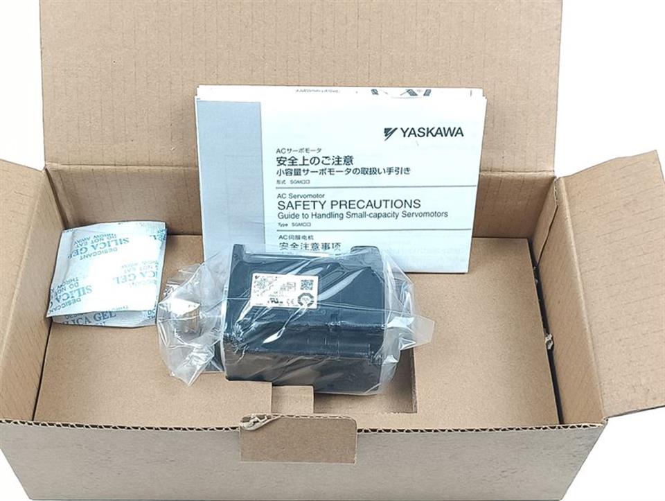 yaskawa-sgmjv-02ada61-ac-servo-motor-200w-200v-16a-unused-und-ovp-81460-2.jpg